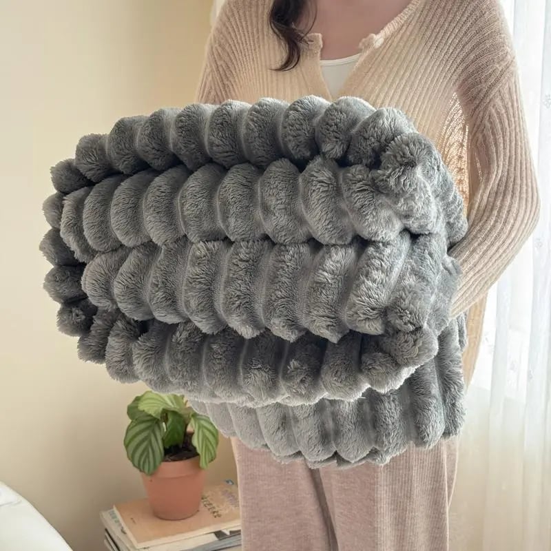 ❄️❄️Winter Hot Sale🔥Thickened Faux Rabbit Fleece Blanket for Winter
