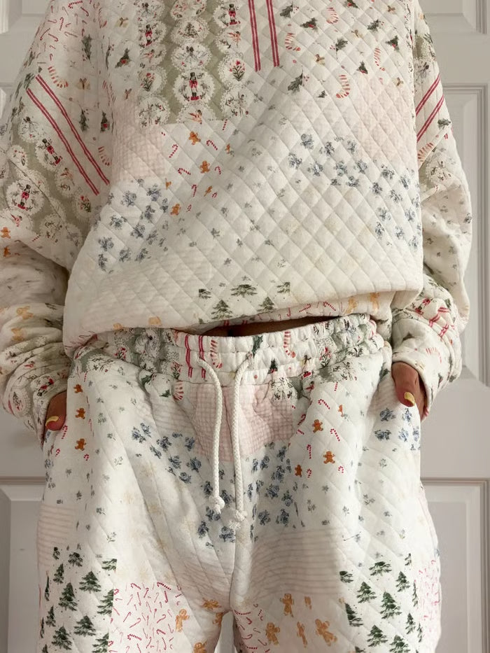 🎅Christmas Bestseller!  ❄️🧣Christmas Holiday Quilted Mockneck Sweatshirt Set(✨Same as in the video)