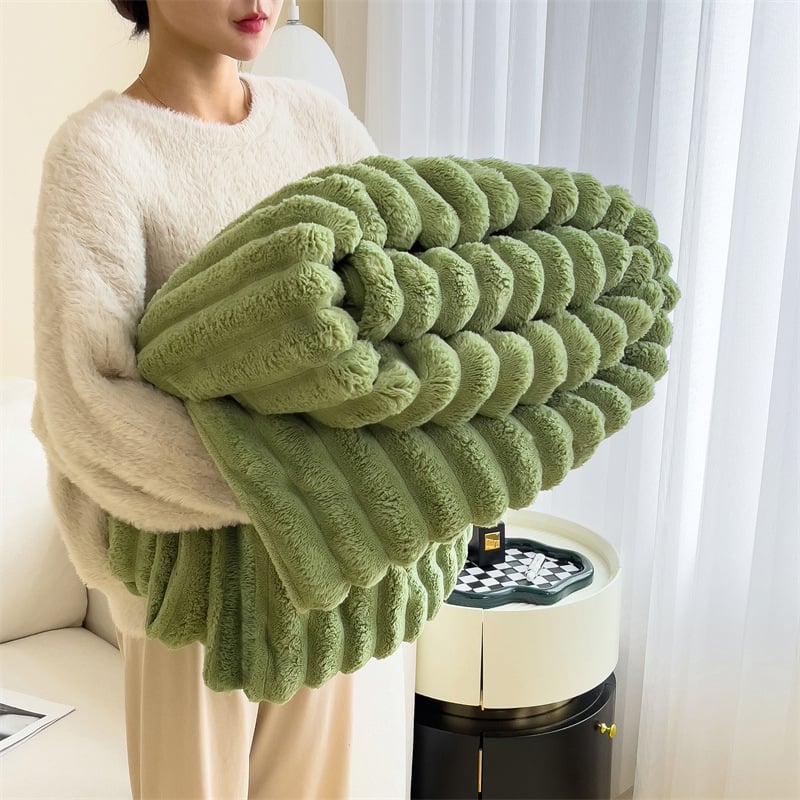❄️❄️Winter Hot Sale🔥Thickened Faux Rabbit Fleece Blanket for Winter