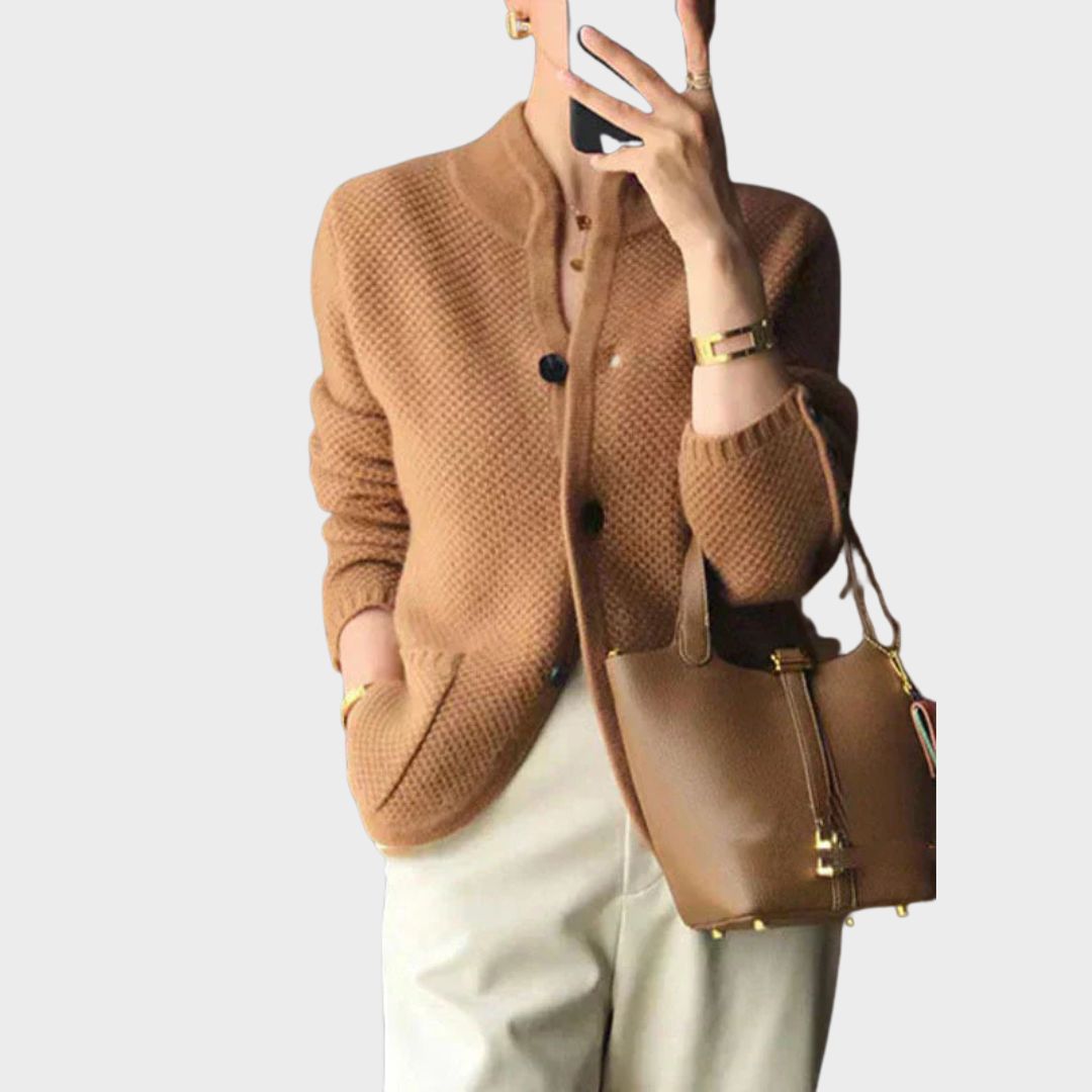 Elegant Cardigan With Buttons